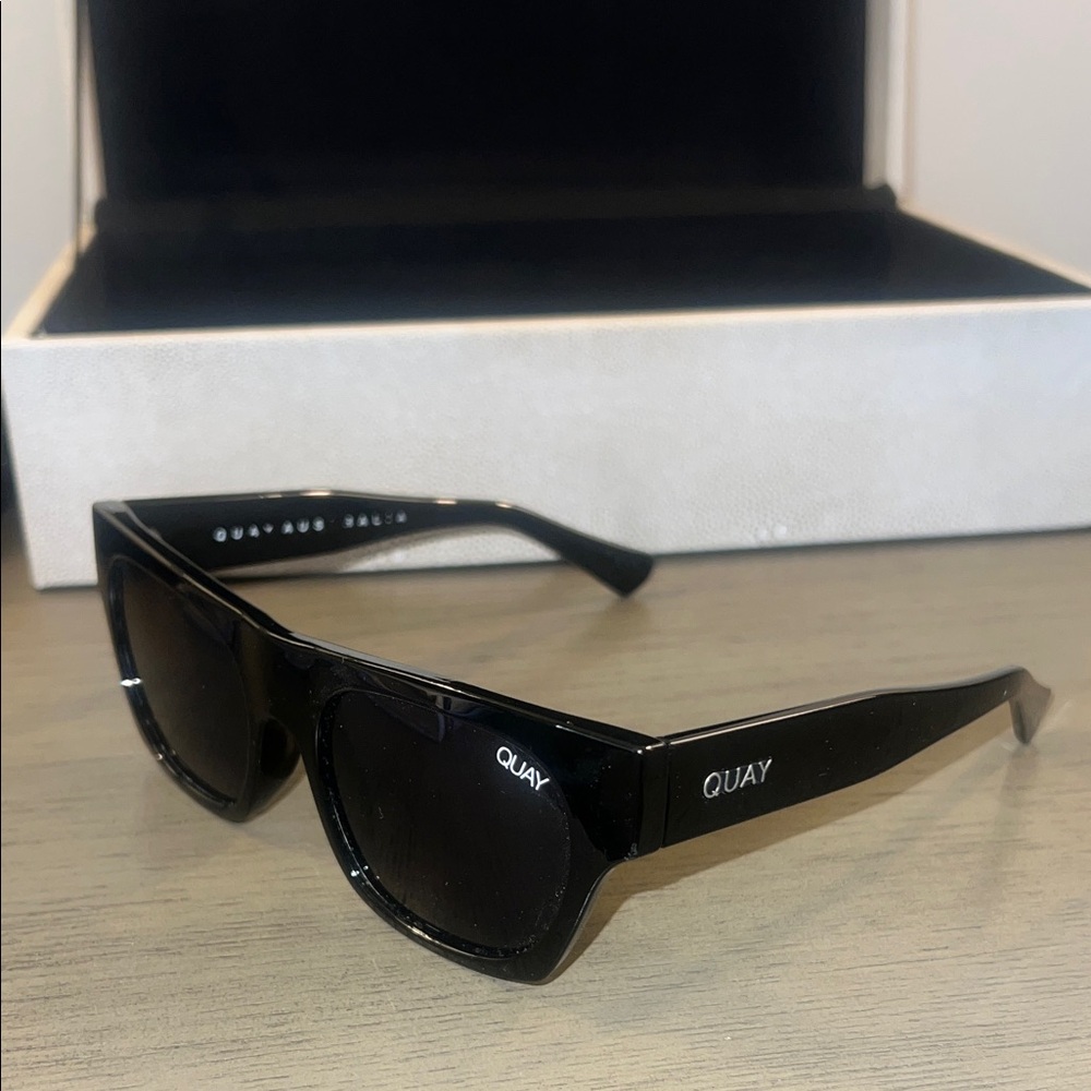 Quay Australia Glossy Black Sunglasses - Picture 2 of 3